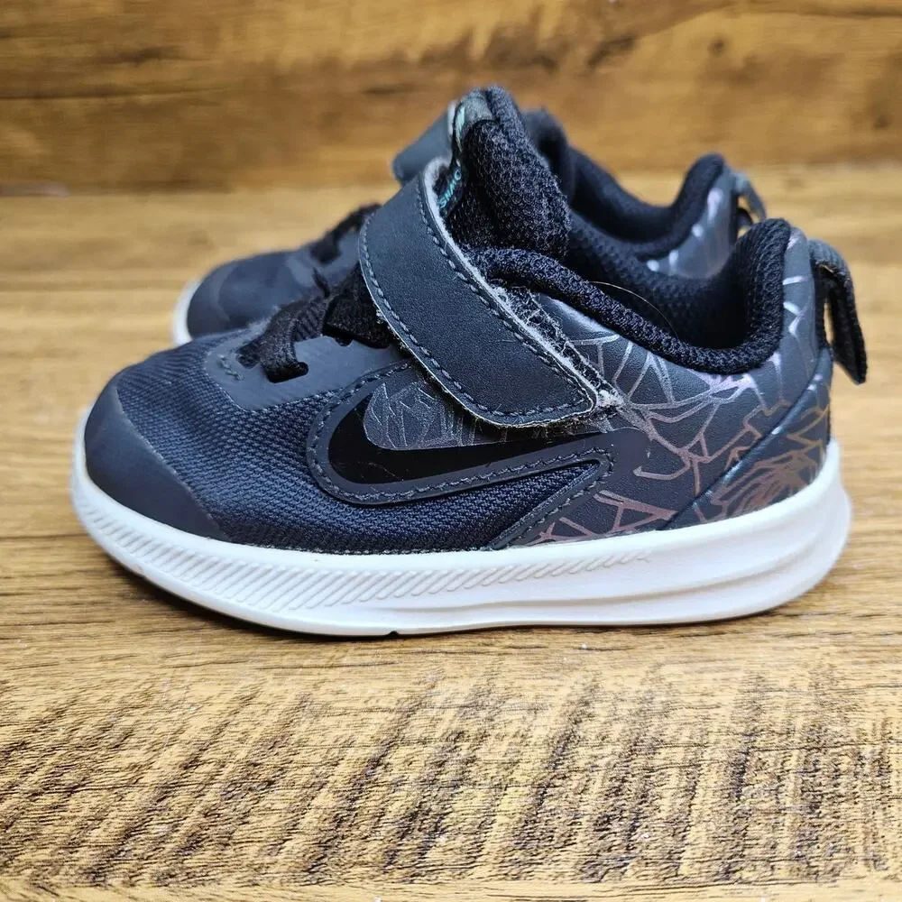 Nike Downshifter 9 Rebel Black hook loop sneaker sz 5 child